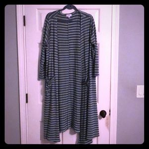 Lularoe Sarah sweater cover up